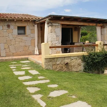 Sunny House A Punta Molara * San Teodoro (Sardinia)