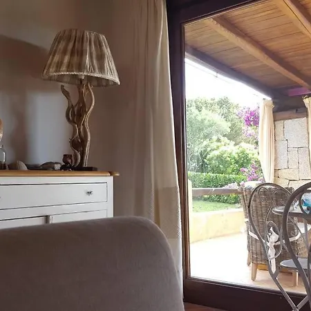 Sunny House A Punta Molara Дом отдыха Сан-Теодоро